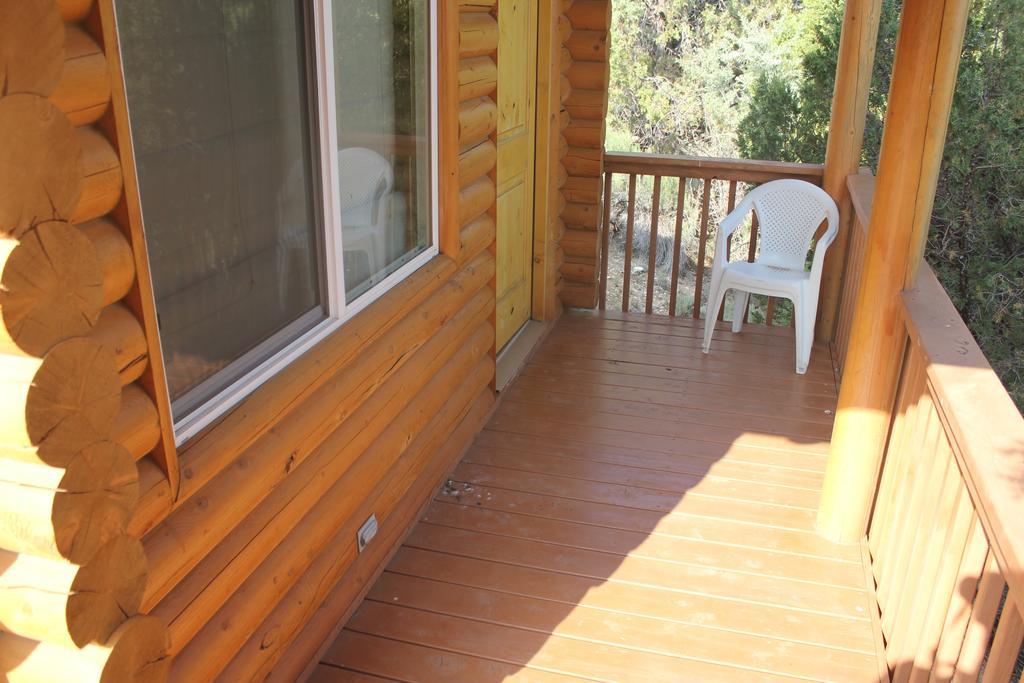 Sevier River Ranch & Cattle Company Hatch Room photo
