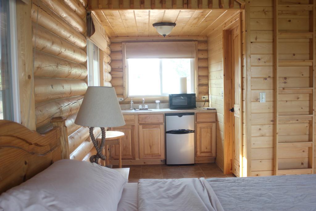 Sevier River Ranch & Cattle Company Hatch Room photo