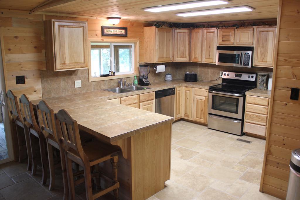 Sevier River Ranch & Cattle Company Hatch Room photo